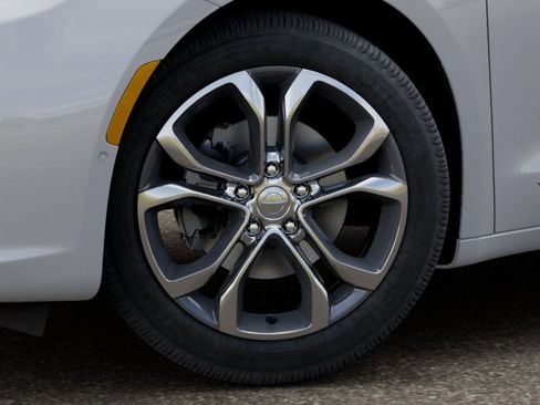 New 2026 Chrysler Pacifica Pinnacle FWD image 28