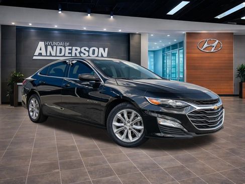 Used 2024 Chevrolet Malibu LT FWD image 3