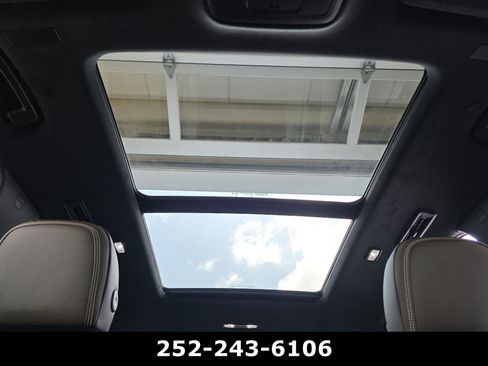 Used 2026 GMC Acadia Denali Ultimate w/ LPO, Floor Liner Package AWD/4WD image 12