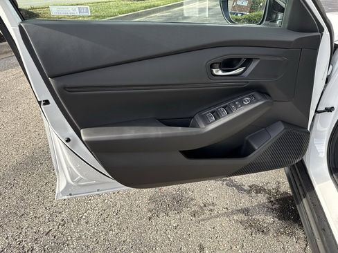 Used 2025 Honda Accord SE image 17