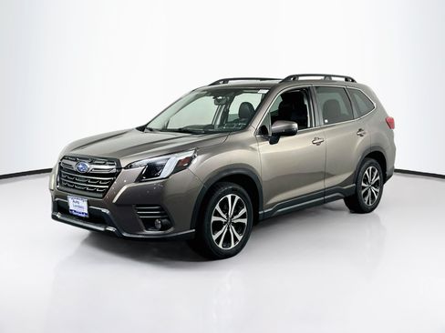 Used 2023 Subaru Forester Limited AWD/4WD image 1