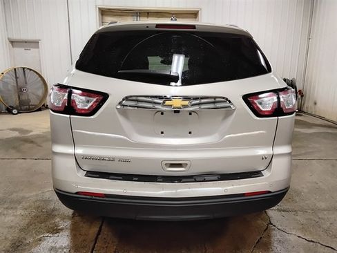 Used 2017 Chevrolet Traverse LT w/ Style and Technology Package AWD/4WD image 8