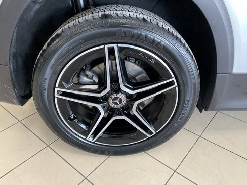 Used 2021 Mercedes-Benz GLB 250 GLB 250 image 7