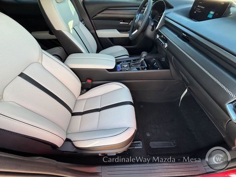New 2026 MAZDA CX-50 AWD 2.5 S w/ Premium Package image 11