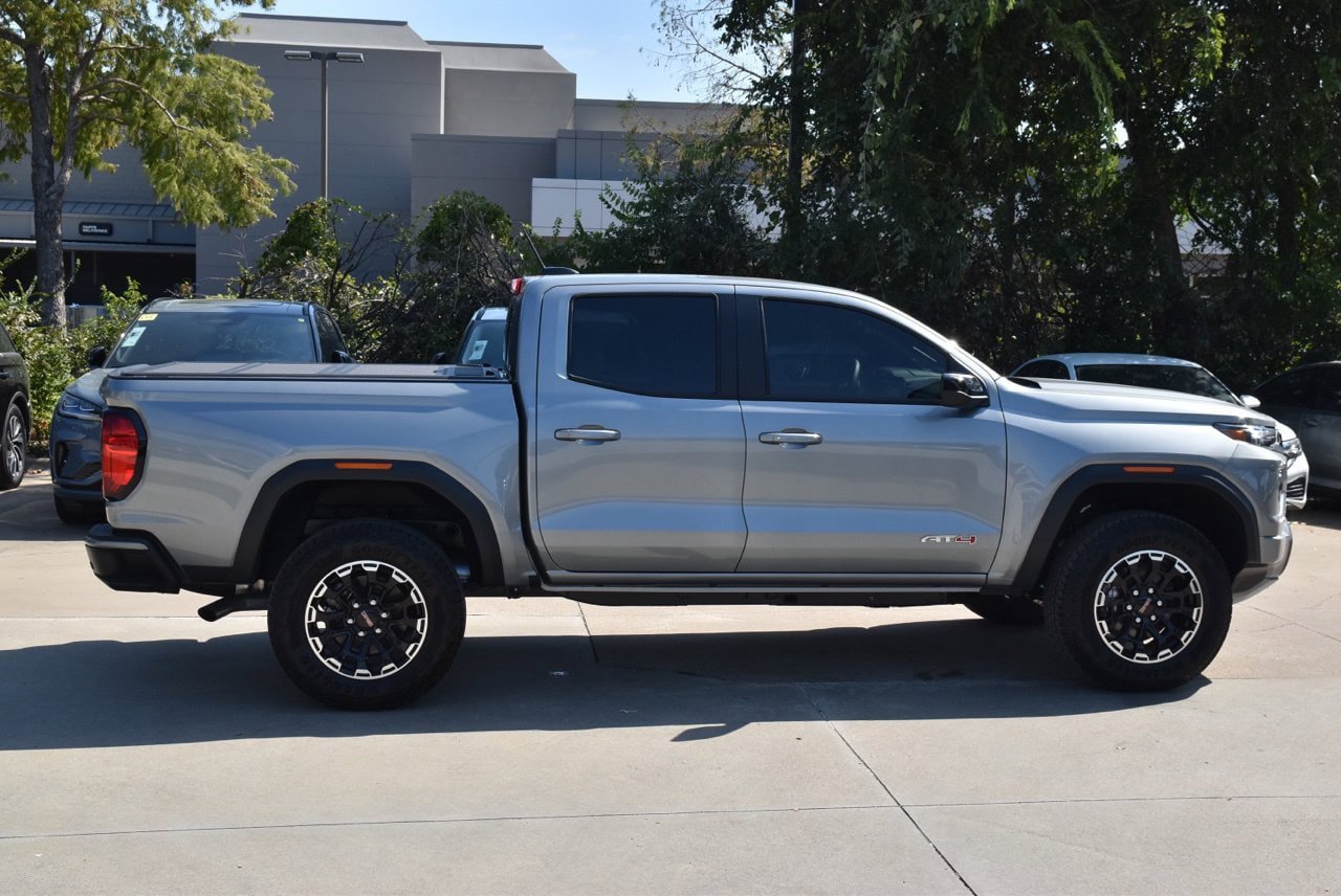 Used 2026 GMC Canyon AT4 AWD/4WD image 6