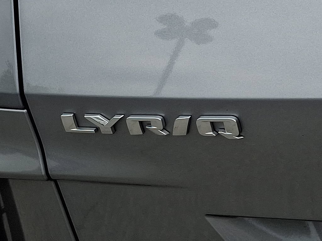 Used 2024 Cadillac Lyriq Sport AWD/4WD image 34