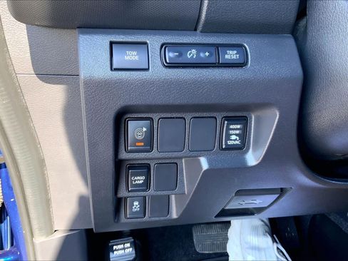 Used 2022 Nissan Frontier Pro-X w/ Pro-X Premium Package RWD image 31