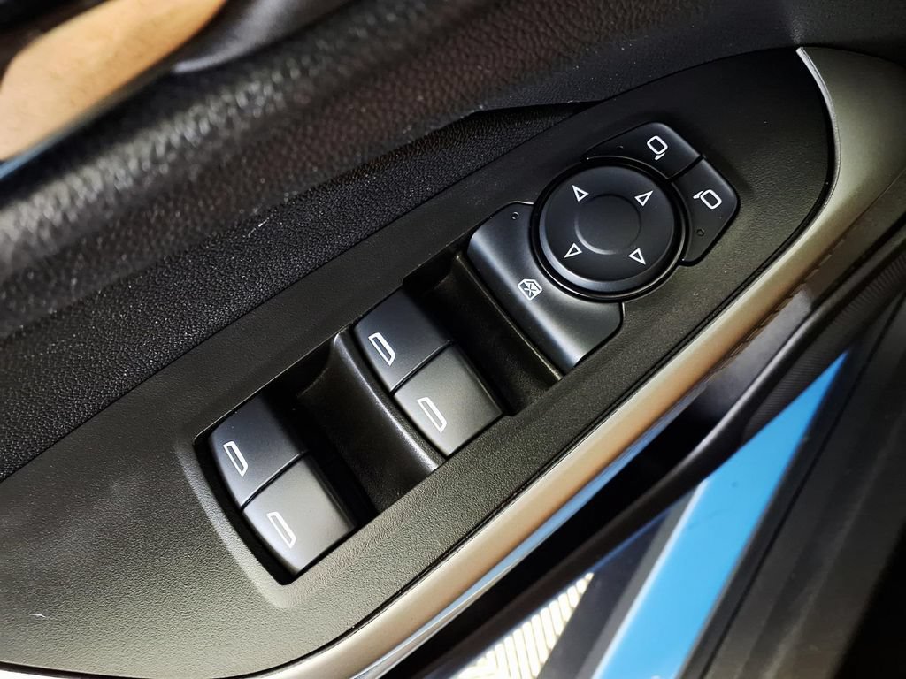 Used 2024 Chevrolet Trax RS FWD image 25
