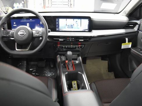 New 2026 Nissan Kicks SR w/ SR Premium Package image 13