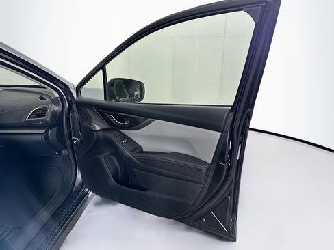 Used 2018 Subaru Crosstrek 2.0i Limited image 29