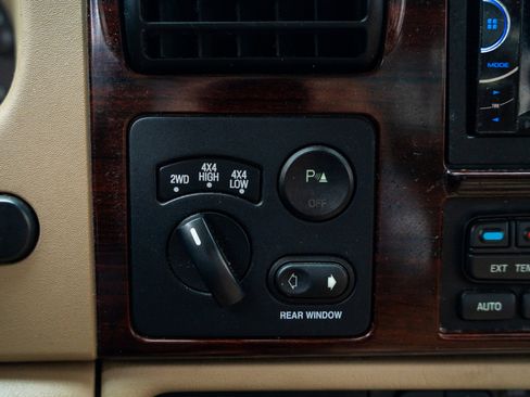 Used 2006 Ford F250 King Ranch image 33