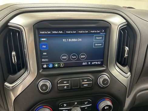 Used 2022 Chevrolet Silverado 1500 LT w/ Bed Protection Package AWD/4WD image 14