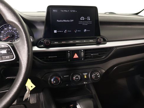 Used 2023 Kia Forte LXS FWD image 5