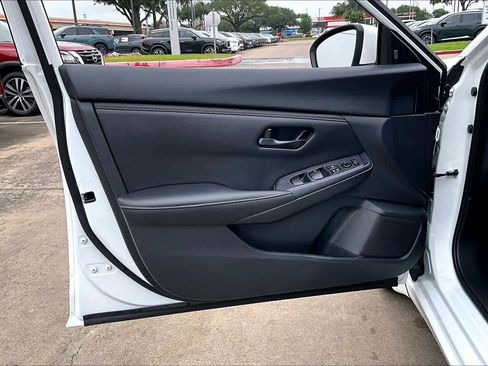Certified 2025 Nissan Sentra S FWD image 20