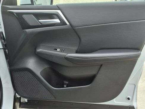 Used 2024 Mitsubishi Outlander Ralliart AWD/4WD image 10