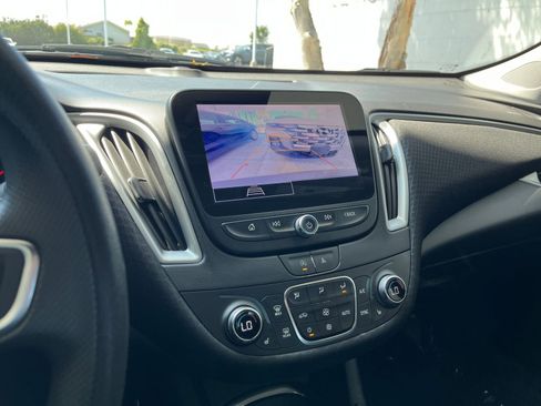 Used 2023 Chevrolet Malibu LT image 17