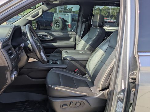 Used 2021 GMC Yukon XL SLT RWD image 7