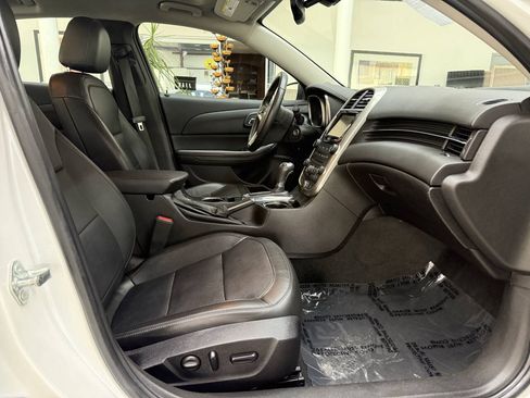 Used 2015 Chevrolet Malibu LTZ FWD image 17