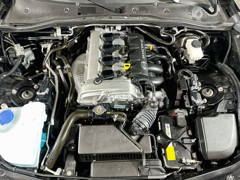 Used 2024 MAZDA MX-5 Miata Grand Touring RWD image 30