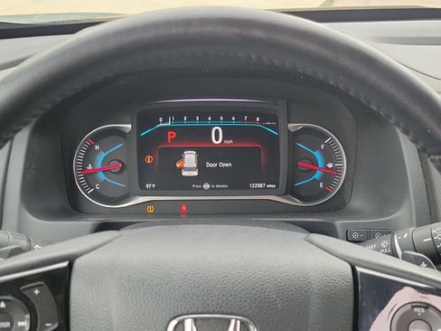 Used 2021 Honda Pilot Special Edition image 13