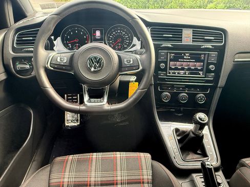 Used 2020 Volkswagen GTI S FWD image 10