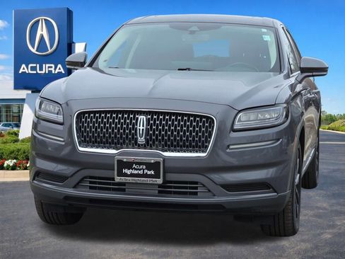Used 2021 Lincoln Nautilus Reserve w/ Monochromatic Package AWD/4WD image 4