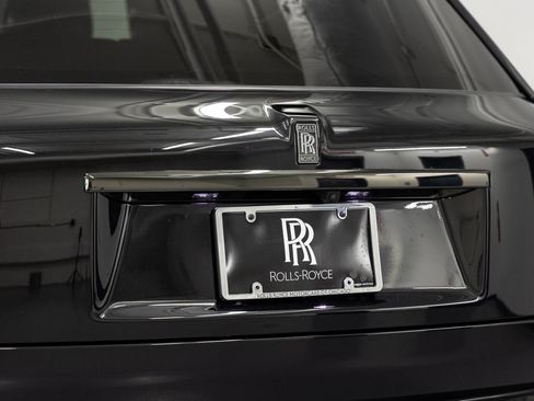 New 2027 Rolls-Royce Cullinan Black Badge AWD/4WD image 22