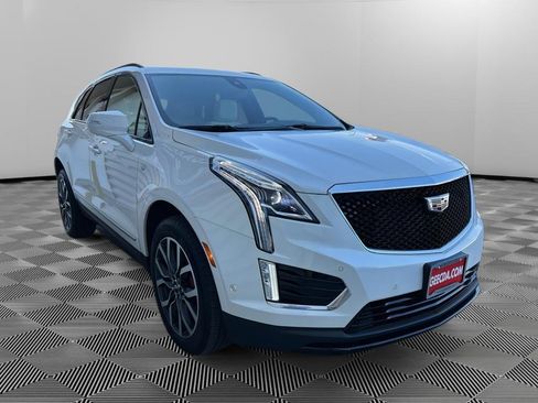 Used 2025 Cadillac XT5 Sportv w/ Technology Package AWD/4WD image 3