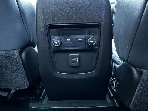 Used 2023 Buick Enclave Essence w/ Experience Buick Package image 28