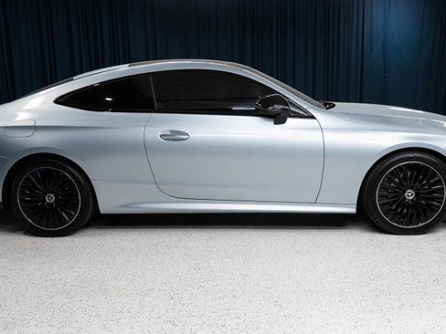 New 2026 Mercedes-Benz CLE 300 4MATIC Coupe image 4