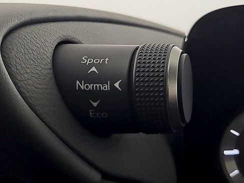 Used 2025 Lexus ES 300h w/ Premium Package image 25