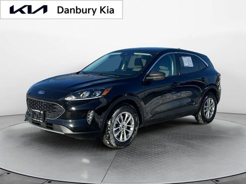 Used 2022 Ford Escape SE w/ Convenience Package image 3