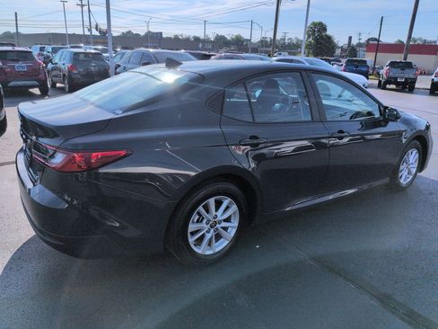 Certified 2026 Toyota Camry LE FWD image 5