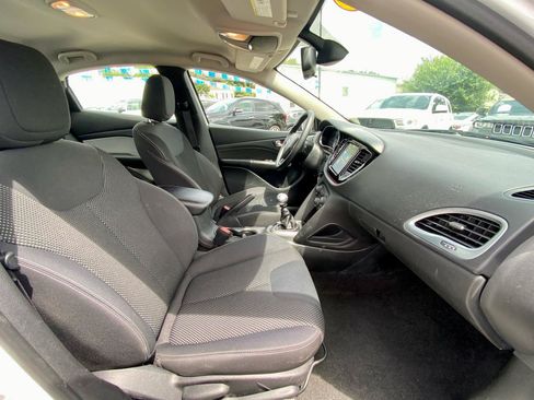 Used 2016 Dodge Dart SXT FWD image 9