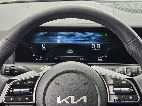 Certified 2025 Kia Seltos SX AWD/4WD image 32