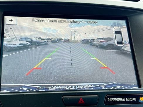 Certified 2018 Ford Explorer XLT w/ Equipment Group 202A image 16