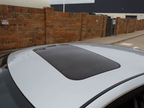 Used 2023 Nissan Altima 2.5 SL FWD image 4