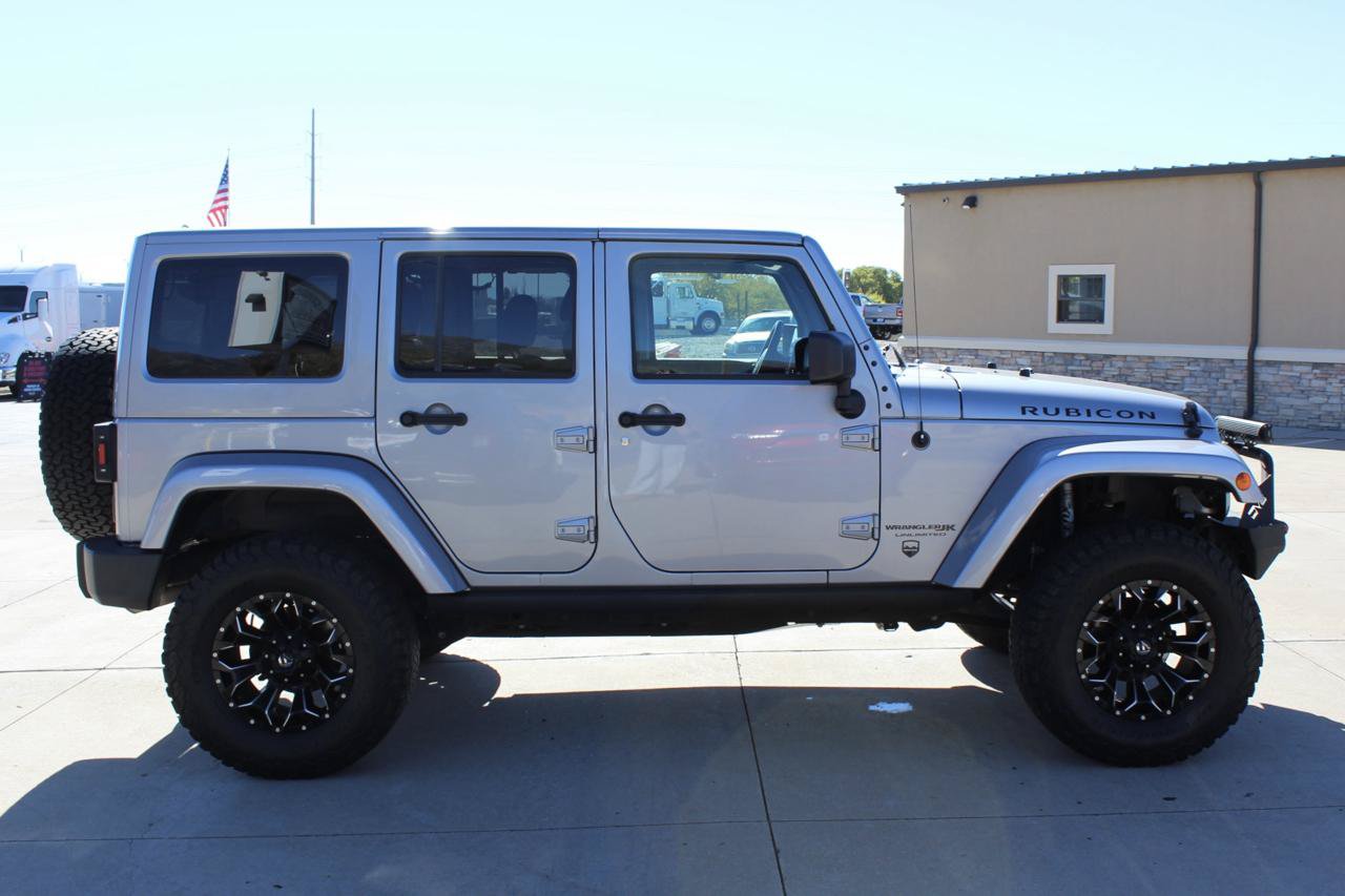 Used 2018 Jeep Wrangler Unlimited Rubicon AWD/4WD image 9