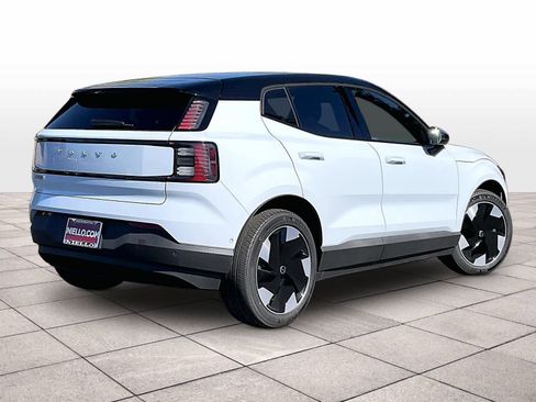 New 2026 Volvo EX30 Ultra w/ Climate Package image 4