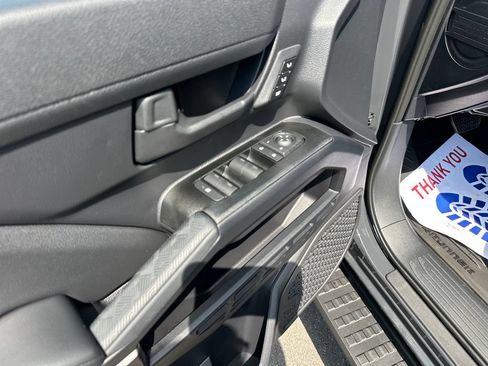 Used 2026 Toyota 4Runner TRD Off-Road Premium AWD/4WD image 15