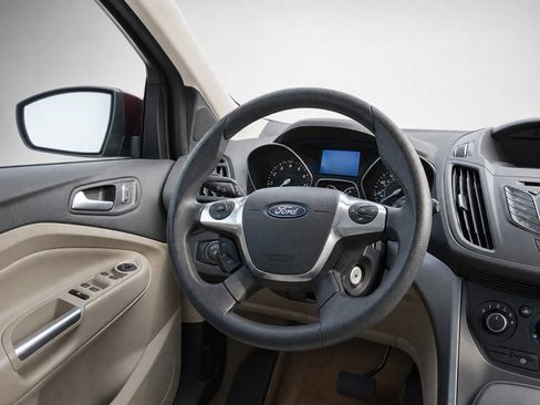 Used 2015 Ford Escape SE w/ Equipment Group 201A FWD image 16