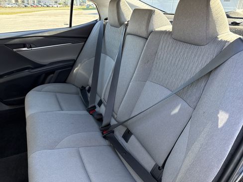 Used 2025 Toyota Camry LE w/ Convenience Package image 29