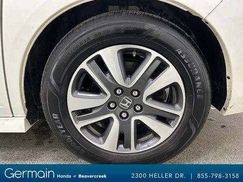 Used 2016 Honda Odyssey Touring Elite image 14