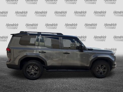 Used 2024 Lexus GX 550 AWD/4WD image 11