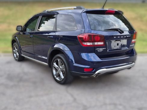 Used 2017 Dodge Journey Crossroad FWD image 9