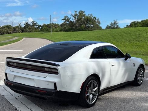 Used 2024 Dodge Charger Daytona Scat Pack w/ Plus Group AWD/4WD image 6