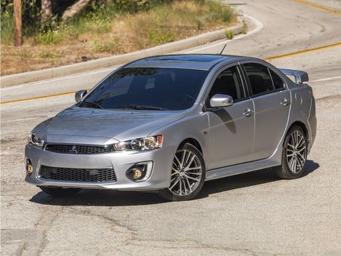 Used 2017 Mitsubishi Lancer LE FWD image 1