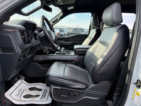 Used 2023 Ford F150 Lightning Lariat image 10