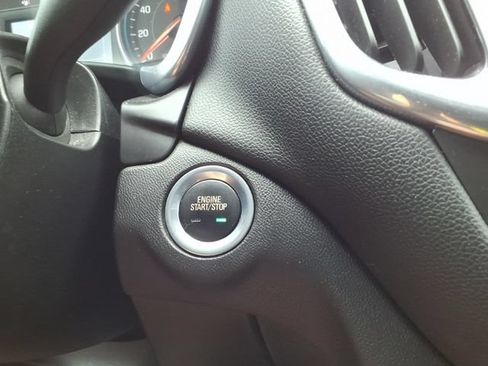 Used 2019 Chevrolet Equinox LT AWD/4WD image 32