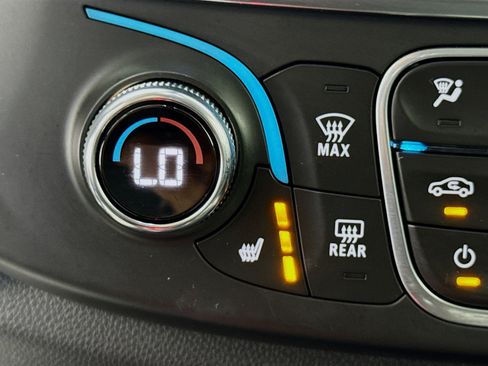 Used 2020 Chevrolet Traverse RS FWD image 21